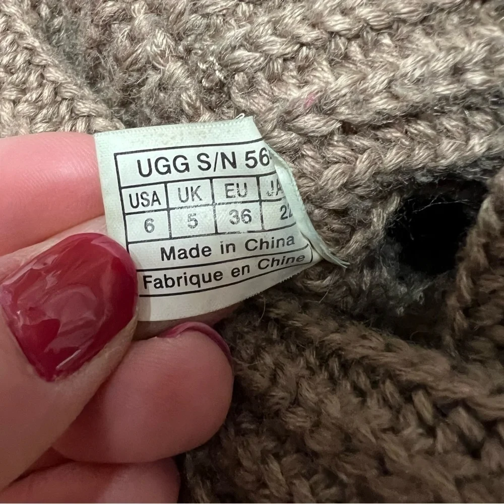 Ugg Classic Cardy Knit Sweater Boots Size 6